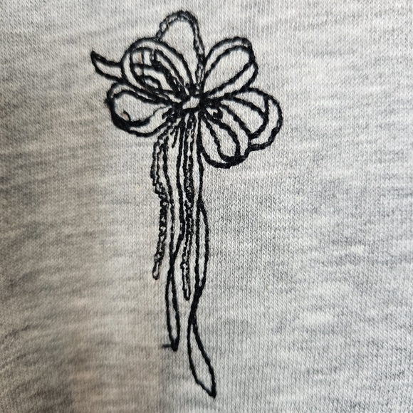 Anthropologie Casual Chic Gray Bow-Print Puff-Sleeve Sweatshirt - Picture 13 of 16